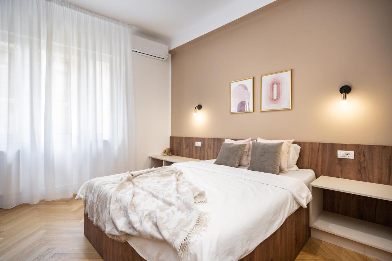 Old Town Bucharest, Luxury 2 Bedrooms Apartment Екстер'єр фото